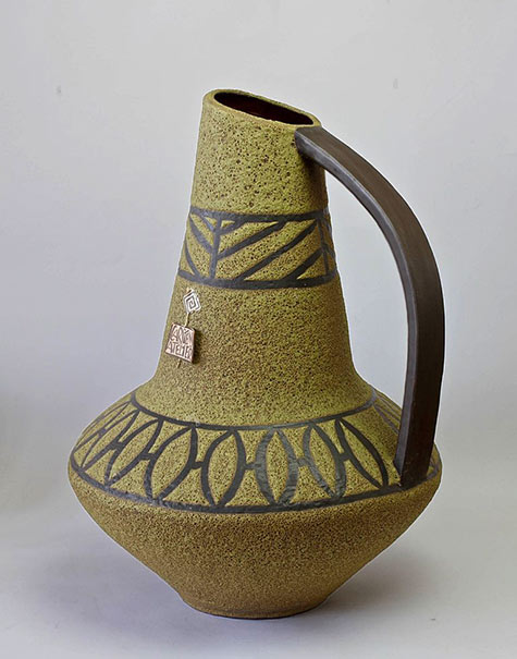 1970s-Large Avacado Green Lava Glazed West-German-Pottery Floor-Vase by Carstens-Atelier