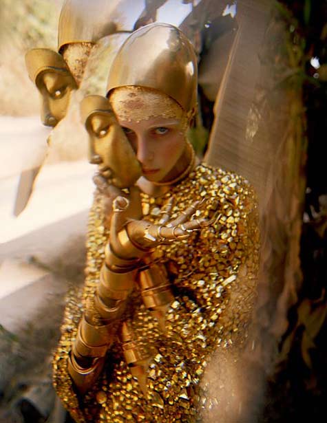2014-model-edie-campbell-photographer-tim-walker