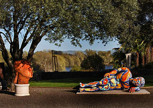 -di-Rosa’s-Courtyard-featuring-works-by-Robert-Arneson-and-Viola-Frey---Photo-by-Steven-Rothfeld