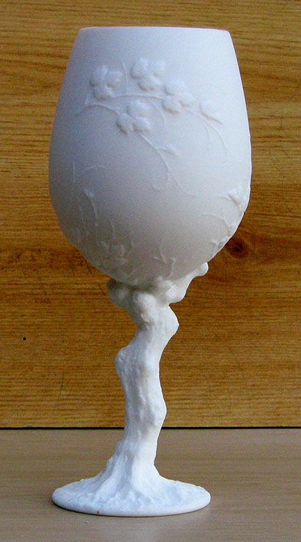 A R ceramics Porcelain wine goblets are finely sculptured in a shape of an old tree trunk with newly grown branches