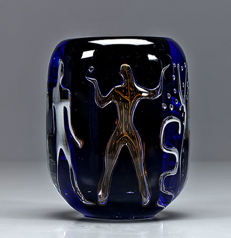 'Ariel'-glass-vase,'-Adam-and-Eve'-,-1939-Vicke Lindstrand