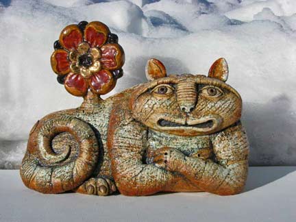 Alexey-Illarionov-ceramic reclining cat