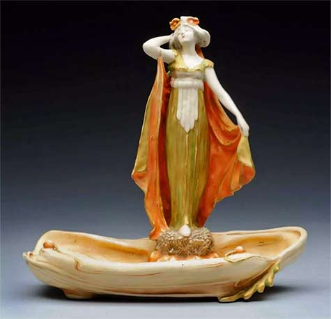 Amphora-Ceramics-Art-Nouveau-Figural-Vide-Poche