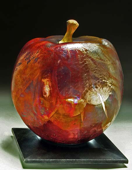 apple-raku-vessel-Steven Forbes-deSoule