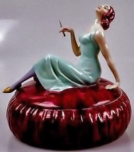 Art Déco---Pot à Poudre-'Femme'---Céramique