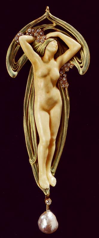 Art-Nouveau-pendant of a nude female.-Maison-Vever