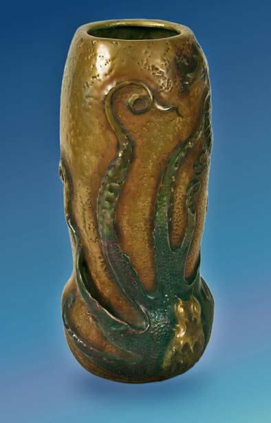 Austrian-Art-Nouveau-Octopus-Vase-by-Stellmacher-for-Amphora,-1901-02