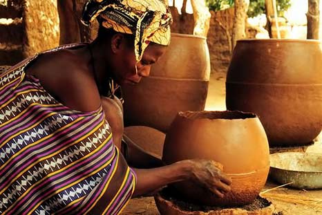 Female Bamana potter in Mali