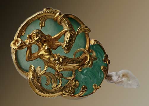 Belle Epoque Carved Agate Pearl Gold 'Naiad and Sturgeons' Jewelled brooch