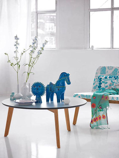 Blue Bittossi ceramic figurines