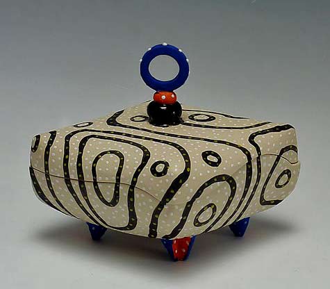 Blackline-Diamond-Pillow-Box--Vaughan-Nelson--Ceramic-Box