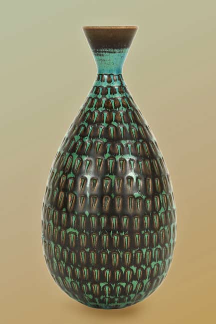 Brilliant-Vase-by-Stig-Lindberg-Object-LA-60's