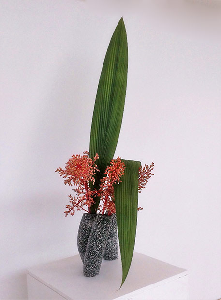 Bromeliad flowers-and-leaves-ikebana---2016