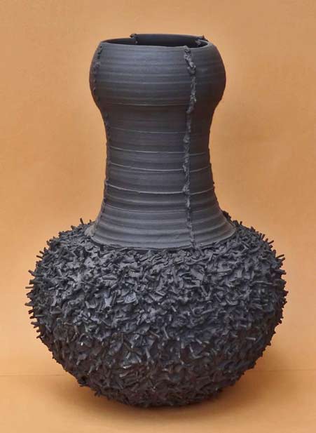 cecilia-robinson Black ceramic vase - Cecilia Robinson