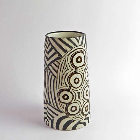 Derek Jungarrayi Thompson,-Ernabella Ceramics