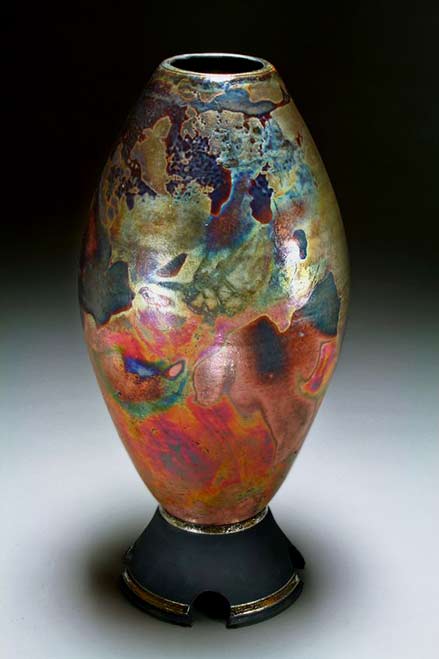 Steven Forbes ovoid raku vessel