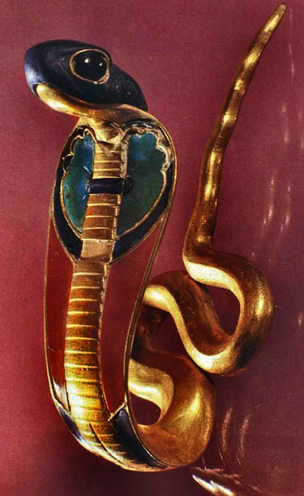 EgyptianGolden-Uraeus-of-Senusret-II,-a-symbol-of-royalty-and-divine-authority-in-ancient-Egypt.
