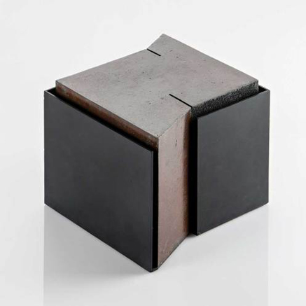 Enric-Mestre geometric sculpture ceramic