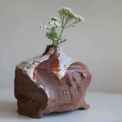 fabienne-fauvel-vase with floral decor