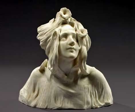 Femme-en-buste-aux-liserons Italian Liberation white marble female bust by Fortuny
