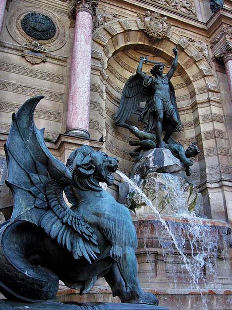 Fontaine Saint Michele Photo by Michele Campus