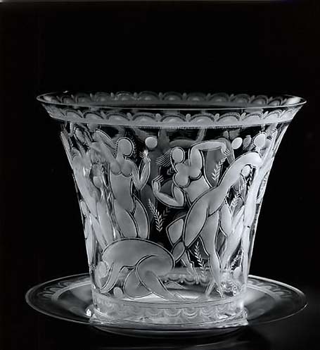 Girls Playing Ball, Vase with Tray - Edward Vald for Orrefors Glasbruk - 1920