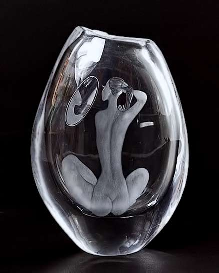Heavy clear glass vase Vanity with engraved decoration of sitting woman before mirror design Vicke Lindstrand 1959 executed by Kosta