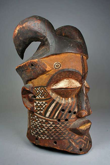 Helmet-Mask-(Nyachi)-from-the-Kuba-people-(Kete-group)-from-the-Sankuru-River-region-of-the-DR-Congo--Wood,-pigment,-copper-alloy-ca