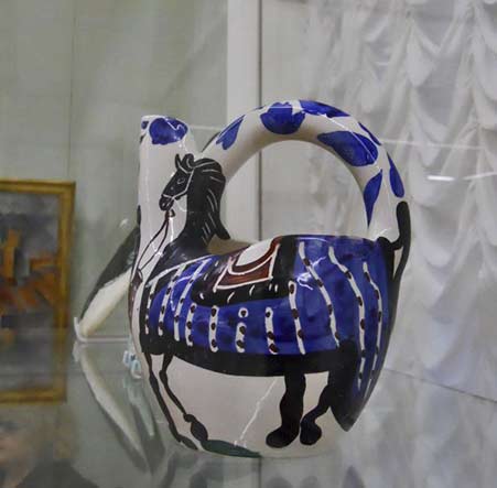 Picasso ceramic essel hermitage-a-saint-petersbourg