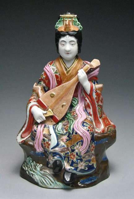 Japanese-Kutani-Japanese-Geisha-Musician-Porcelain-Figure