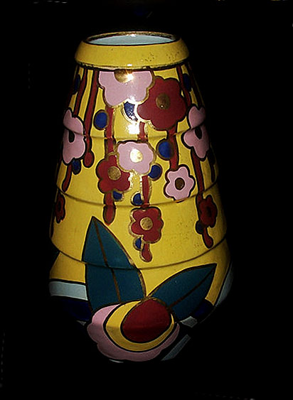 Jar in stoneware, with about 20.2 cm. tall, produced in the Belgian factory Cérabelga