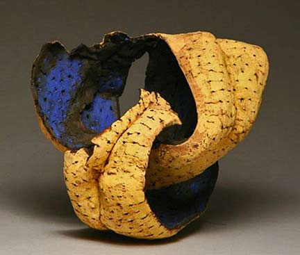 judit-vargac ontemprorary ceramic sculpture