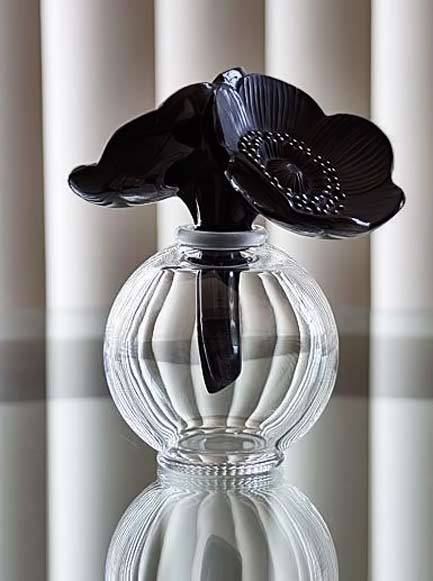 Lalique-Two-Anemones,-Black-Perfume-Bottle