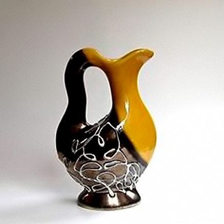Pottery-La-Colombe-pitcher