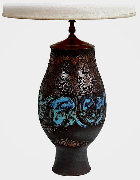 Large-pottery-lamp-by-noted-midcentury-ceramicists-Edwin-and-Mary-Scheier
