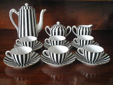 magpies-black-&-white-coffee-set
