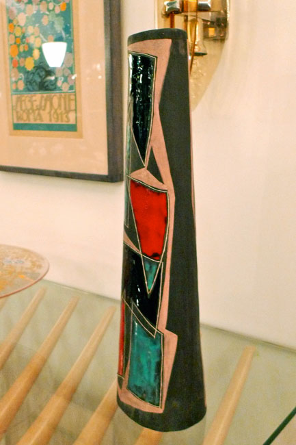 Marcello-Fantoni-Vase with abstract motif