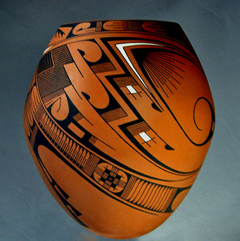 Mata Ortiz Nicolas Quezada † Magnificent Olla Redish Brown-or-Orange-Terracota