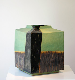 Jeff Mincham Vase