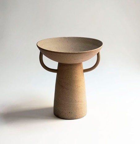 Classical pottery-Obelisk-Pedestal-vase---Nicolette-Johnson