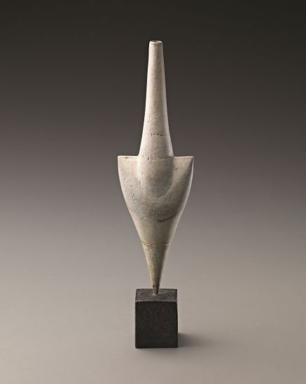 PHILLIPS--White-‘Cycladic’-arrow-form,-1975,-Hans-Coper