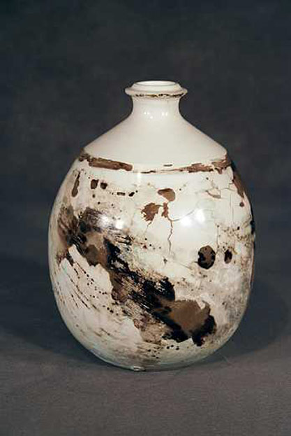 Pit-Smoked-Bottle--Donve-Branch ovoid shape