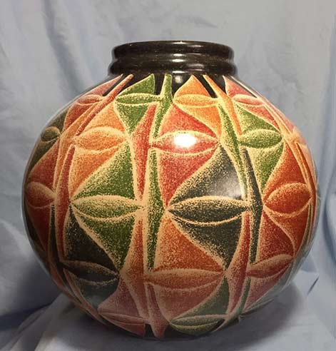 Pottery Vase by Miguel Angel Calero Nicaragua