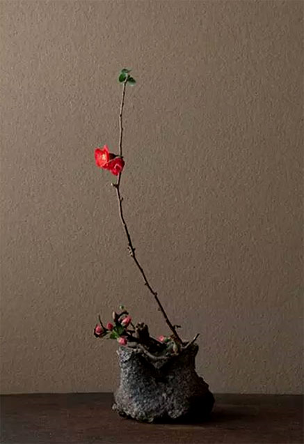Kawase Toshiro Red Blossom ikebana, Japan