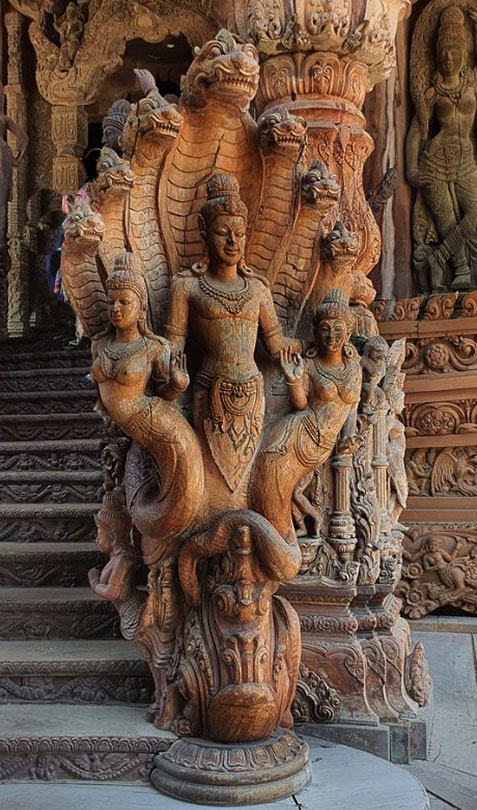 Sanctuary-of-Truth-in-Pattaya,-Thailand.