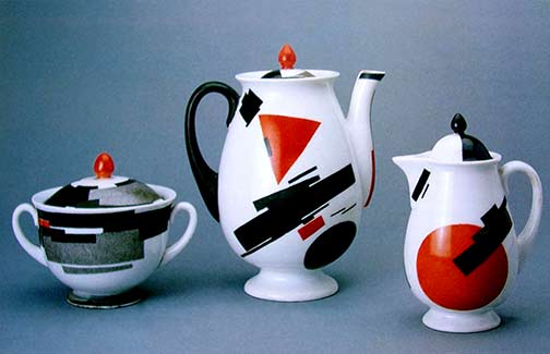 serviz-suprematism-1923-g-painted-n-m-suetina