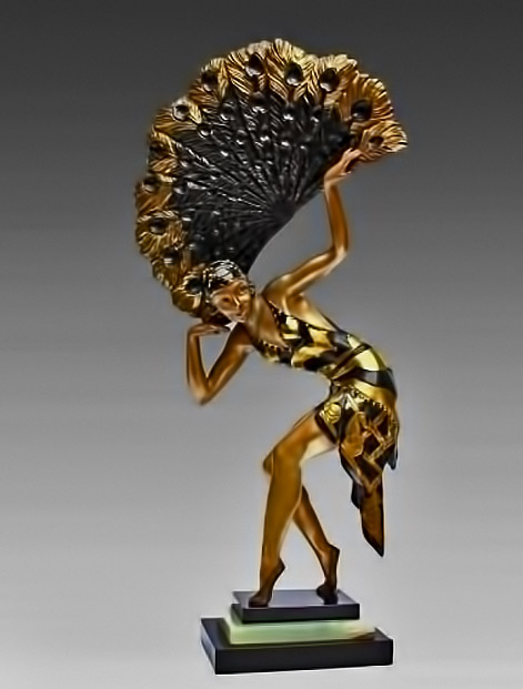 statuette-en-bronze-josephine-baker holding large fan -a-la-galerie-tramway-dr