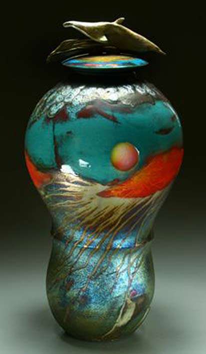 steven-forbes-de-soule lidded ceramic vessel
