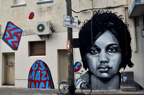 Street-Art-by-Linz-in-Sydney,-Australia