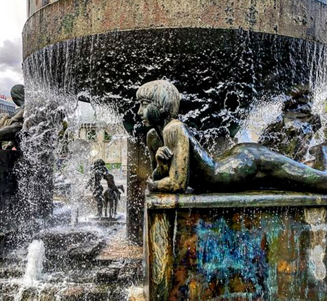 The fountain at Wittenberg Platz in Berlin--el_vogel